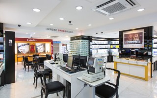 长治什么眼镜店比较好，长治什么眼镜店比较好一点
